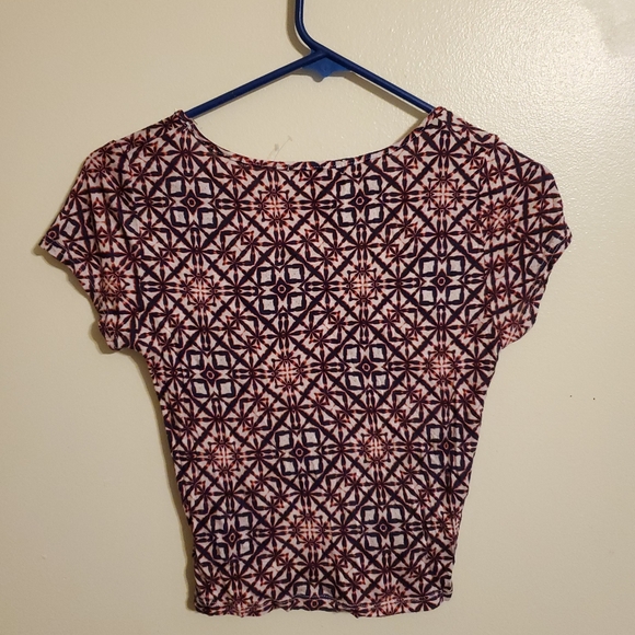 Cropped Tee - Picture 5 of 5